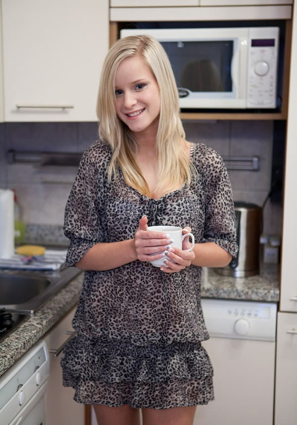 Евгения, 23 года, 5 размер груди